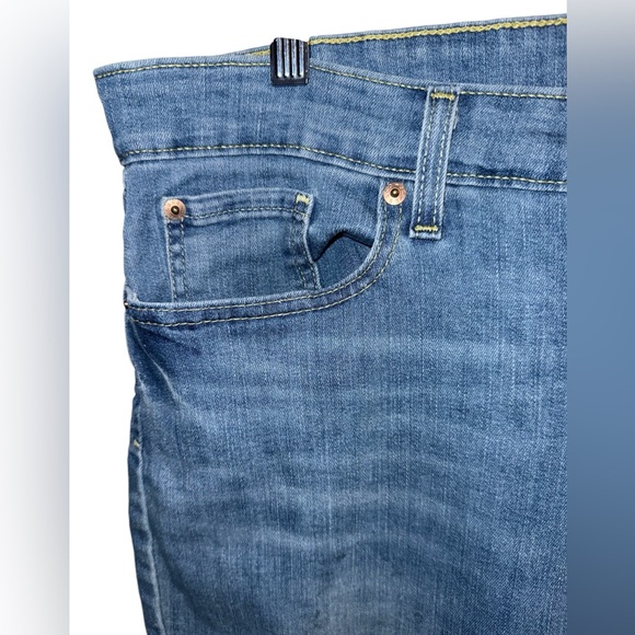 Mid Rise Boyfriend Jeans Levi's Signature women’s size 18 raw hem - Picture 2 of 13